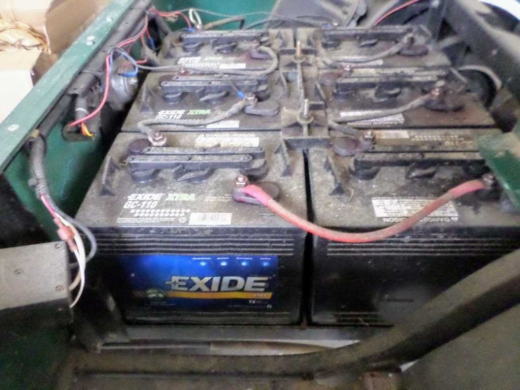 Golf cart battery maintenance on a flooded lead-acid pack