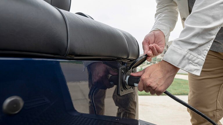 EZGO Marathon won't charge diagnosis at the golf cart charge receptacle