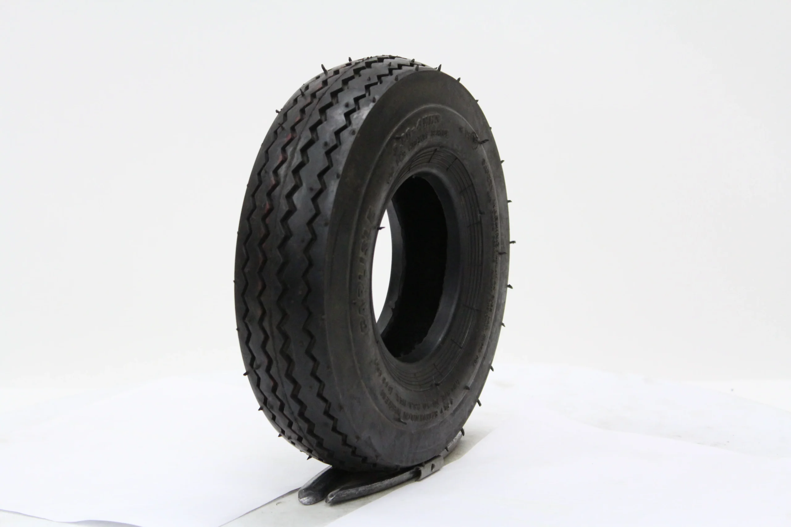 Golf cart turf tire sawtooth tread, the pattern shared by the best turf tires like Carlisle Fairway Pro and Wanda P5024